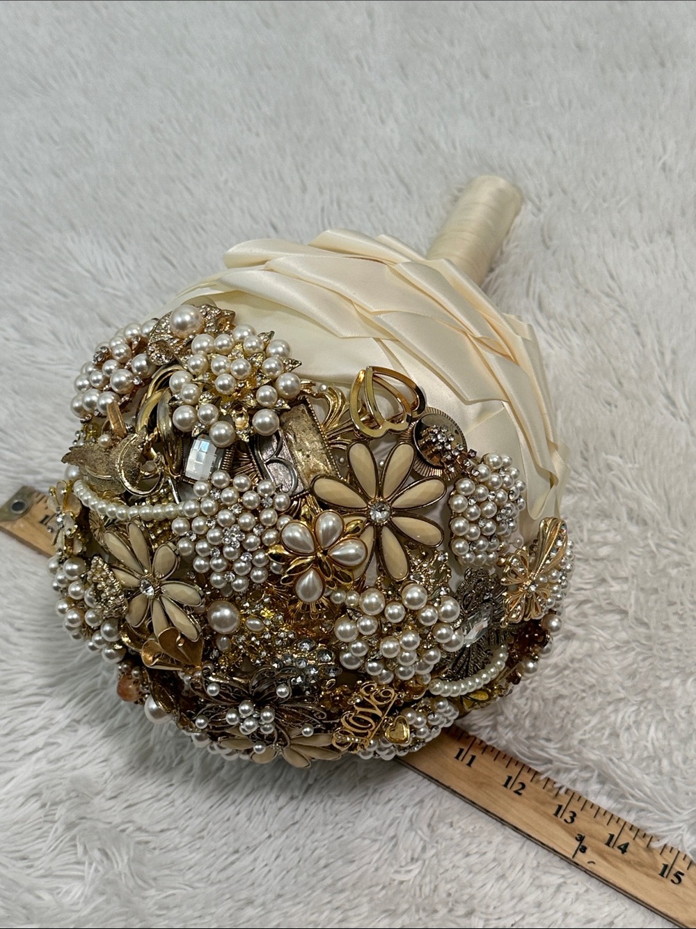 ❤️ Large Custom Made Brooch Boutique